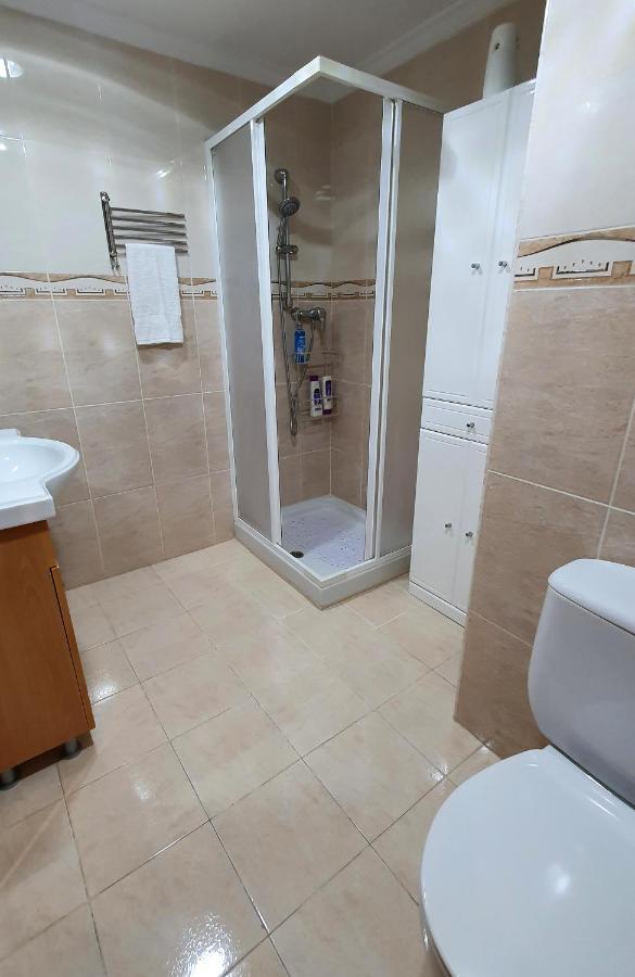 Piso Familiar Con Amplia Terraza 300M De La Playa Apartment กูลเญรา ภายนอก รูปภาพ